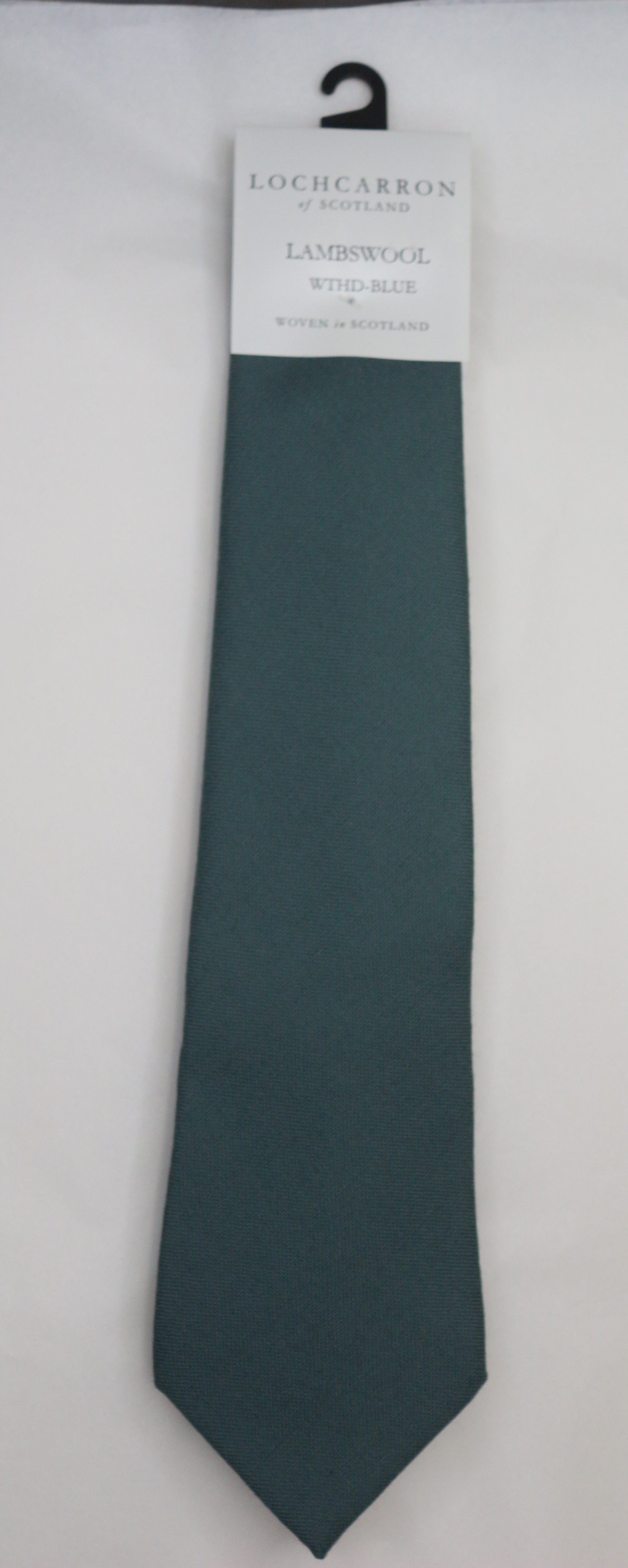 Woolen tie 2025