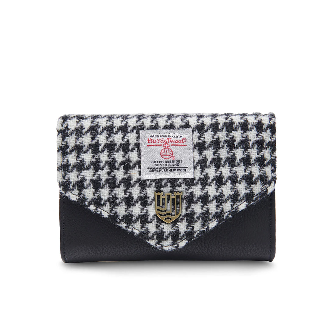 Small Clasp Dogtooth Purse