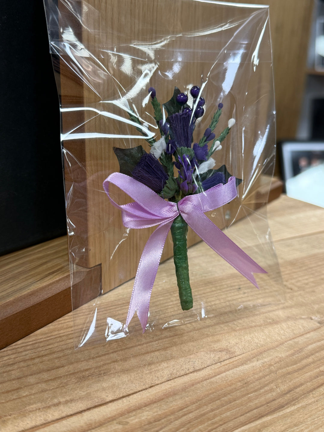 Heather buttonhole - Light Pink ribbon