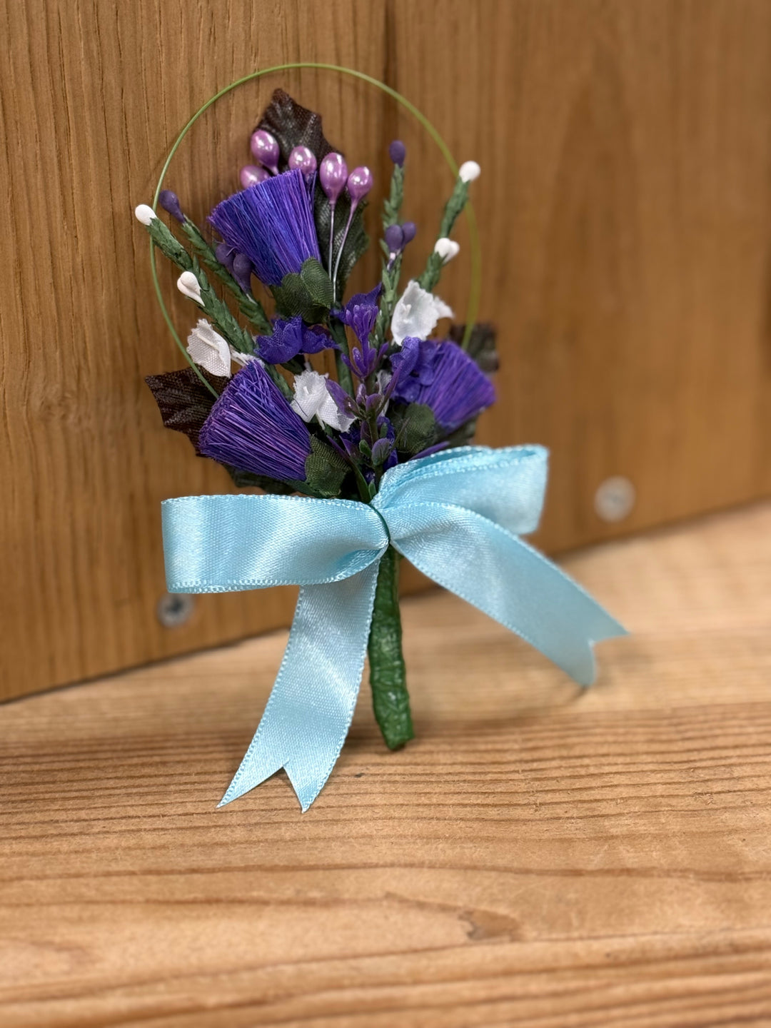 Heather buttonhole - Light blue ribbon