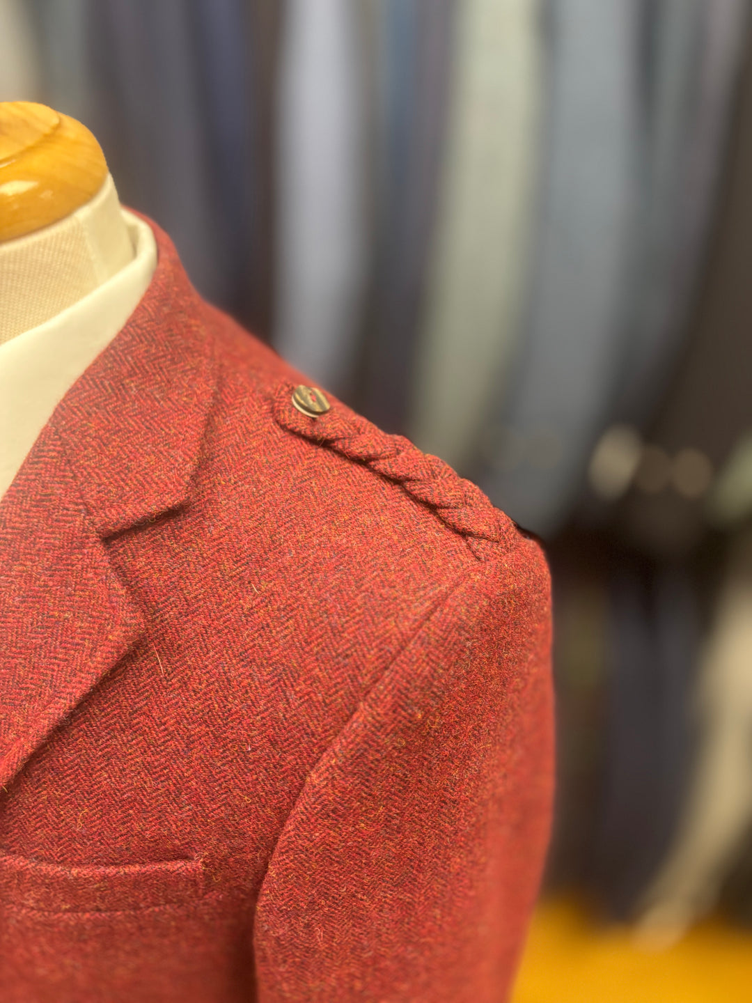 CHE 109 Crail Jacket & Waistcoat