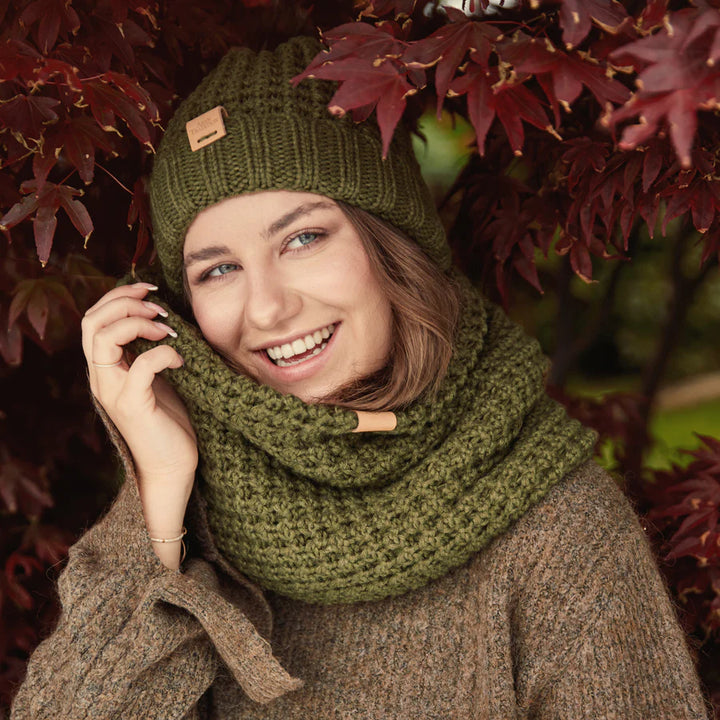 Aran Popcorn Stitch Bobble Hat - Green