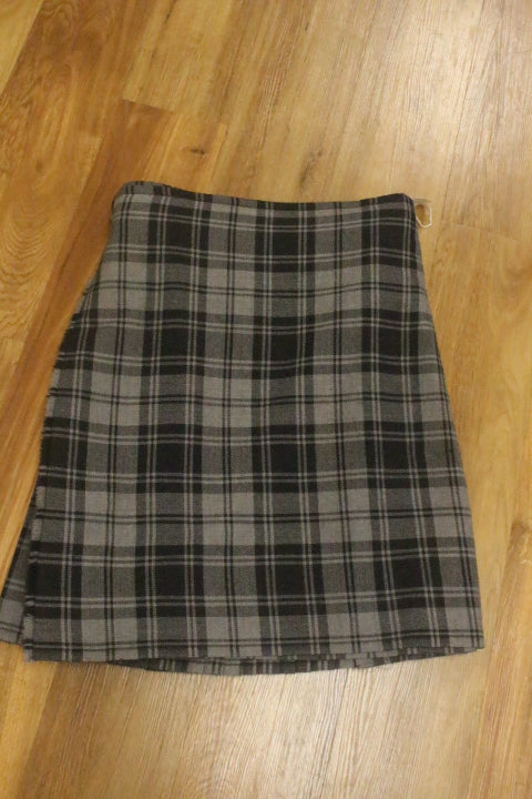 Used - Grey Douglas 8 Yard Kilt - 36/40 x 25