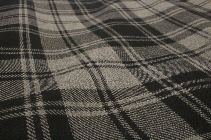 Used - Grey Douglas 8 Yard Kilt - 36/40 x 25