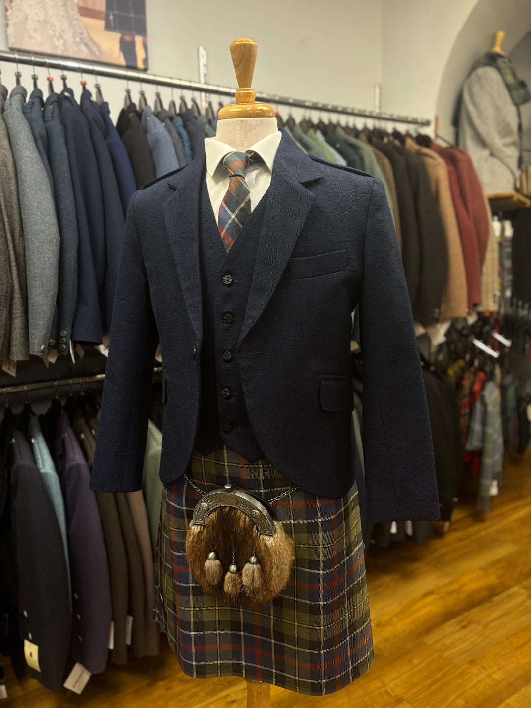 Navy Arrochar Crail Jacket & Waistcoat - discounted hire stock