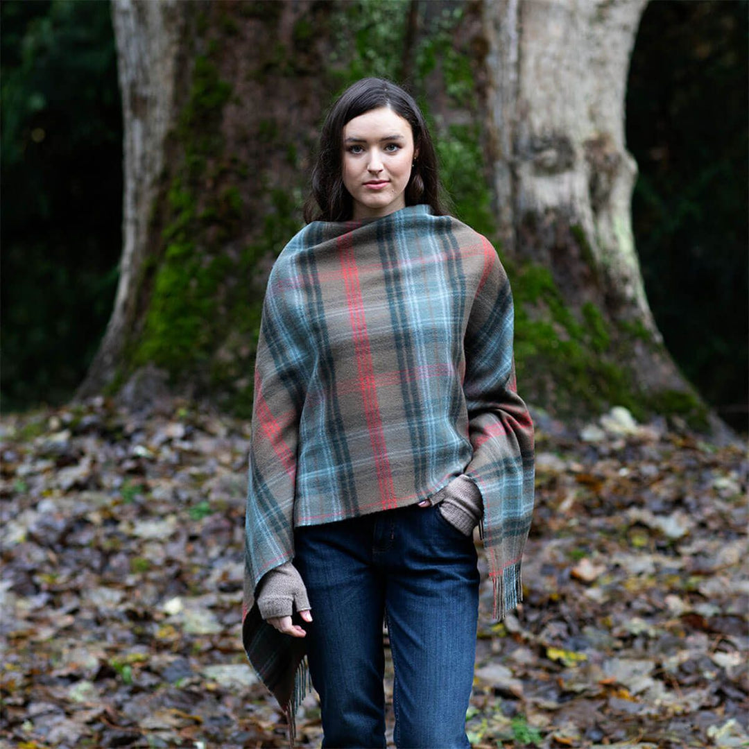 Lochcarron Hunting Weathered Tartan Lambswool Poncho