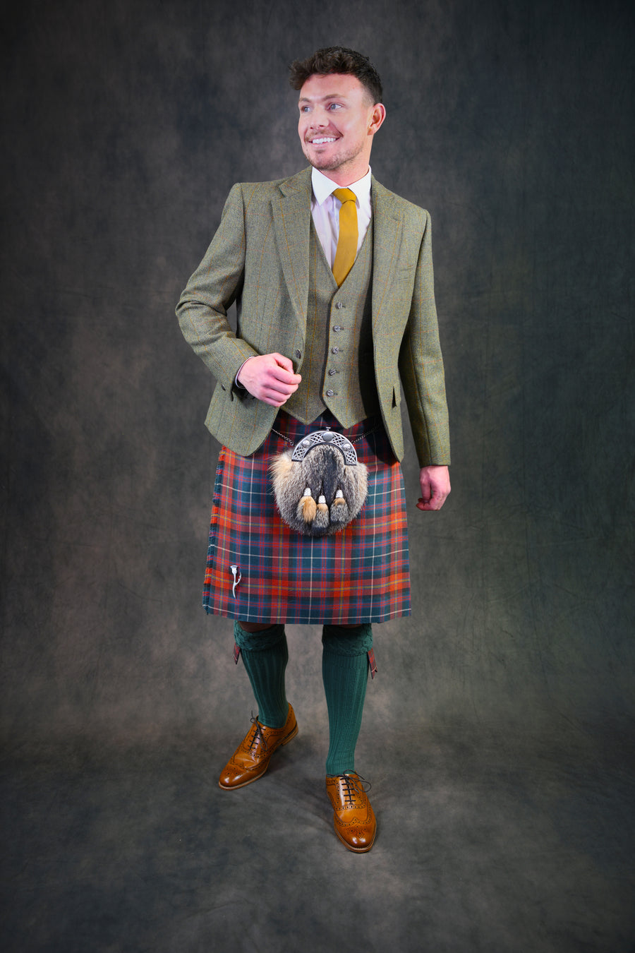Kilt Feature 8 Yard Bespoke Handmade Kilt – Anderson Kilts