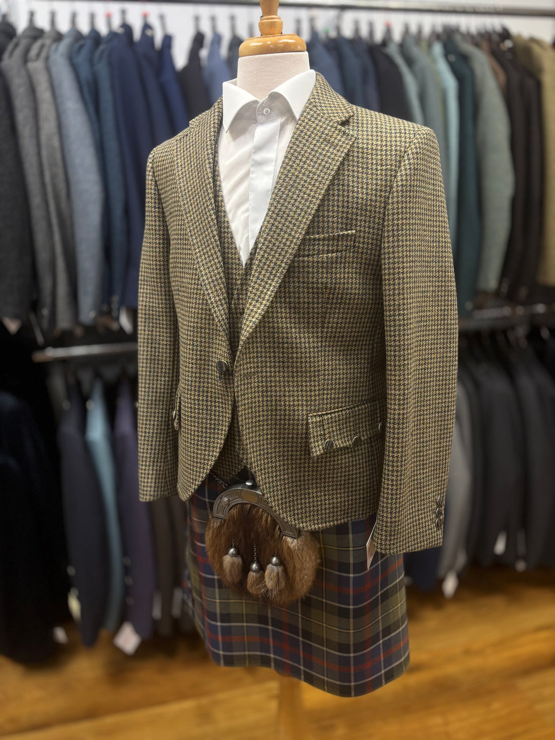 Ettrick 806 Crail Jacket & Waistcoat