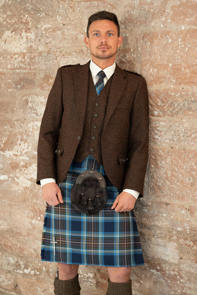 Copper brown tweed kilt hire outfit