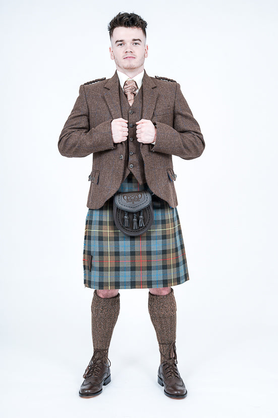 Brown tweed crail outfit