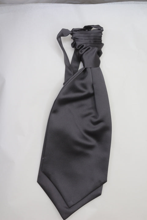 Charcoal Ruche Cravat - Anderson Kilts